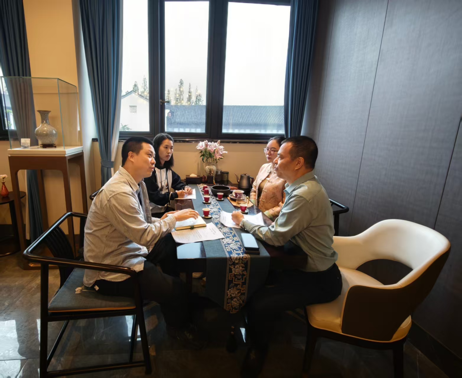 校企深度交流 共促产教融合｜眉山技师学院到访四川省邱克洪技能大师工作室座谈研讨